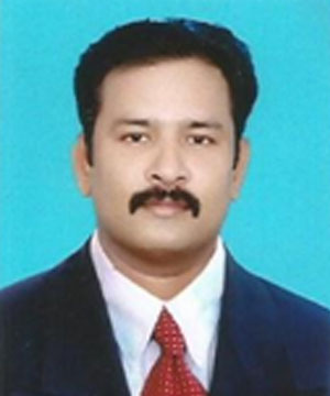 Dr Mukunthan B